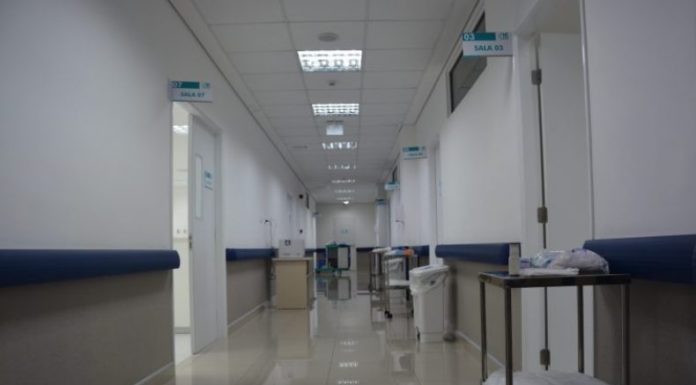 Botucatuense de 41 anos recebe alta de internação de Covid 19 no HCFMB