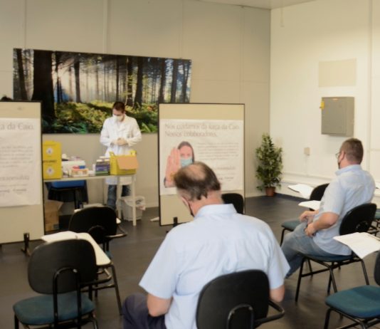 Caio faz testagem em mil empregados de Botucatu