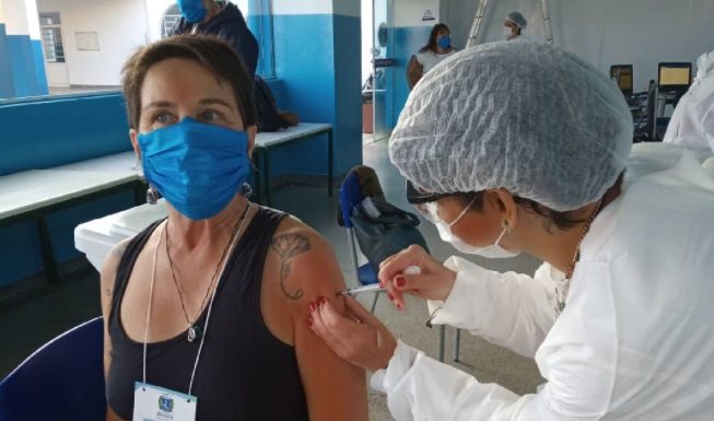Botucatu: Voluntários que irão trabalhar na Vacinação em massa já estão sendo vacinados