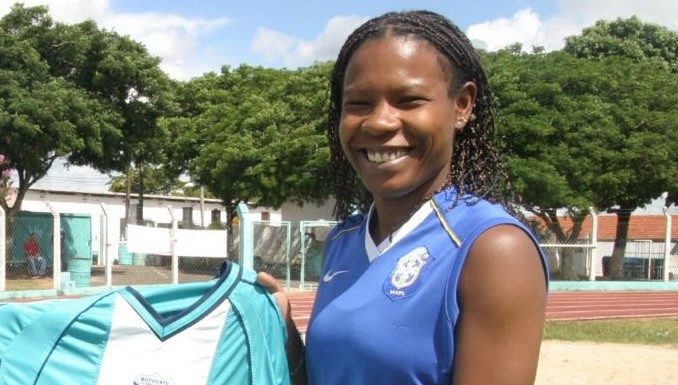 Campeã pelo Botucatu Futebol Clube, Formiga deixa o PSG e volta ao São Paulo após 21 anos