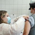 Botucatu: Saúde convoca profissionais da Educação e da Segurança para 3ª dose da vacina contra Covid-19