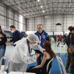 Botucatu: Mais de 4,1 mil adolescentes foram vacinados neste domingo contra Covid. 2ª dose será dia 21 de novembro