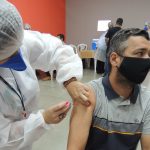 Botucatu: Grupo Caio participa da 2ª dose contra Covid de funcionários da indústria, que não residem na Cidade