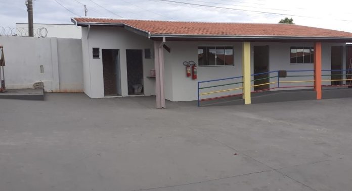 São Manuel suspende aula em creche após monitoras apresentarem sintomas de Covid-19