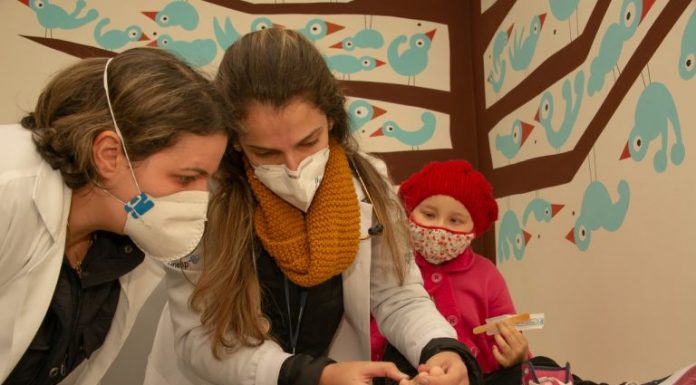Botucatu: Nos últimos 5 anos, Oncologia Pediátrica do HC realizou 4 mil sessões de quimioterapia