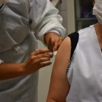 Botucatu: Prefeitura vacina neste sábado, 02, profissionais de saúde com a 3ª dose