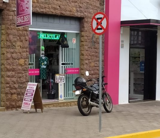 São Manuel: Prefeitura denuncia e multa motociclistas que estão circulando pelas calçadas da Cidade