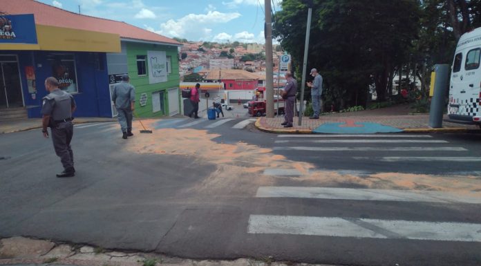 Botucatu: Veículo derruba óleo de cozinha na rua, na subida do Paratodos