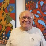 Artista botucatuense Genésio Teles viaja a Dubai para expor suas pinturas em galerias e hotéis de luxo