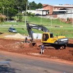 Botucatu: Obras de revitalização da Conde de Serra Negra avançam com drenagem e duplicação da via