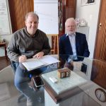 Botucatu: Prefeito assina doação de área para Grupo Centroflora no Distrito Industrial IV
