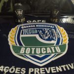 Botucatu: Mulher de 35 anos é presa por tráfico de drogas no Jardim Santa Elisa