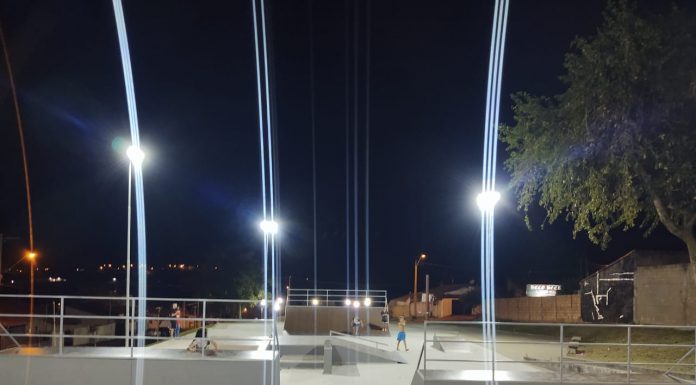 Botucatu: Nova pista de skate do 24 de Maio recebe iluminação com lâmpadas de LED