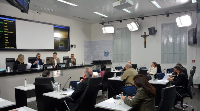 Botucatu: Vereadores mantêm veto sobre o PL que visava conceder Plano de Saúde particular aos servidores da Câmara
