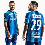 Botucatuense Clayson chega ao Japão e inicia treinamentos em seu novo time