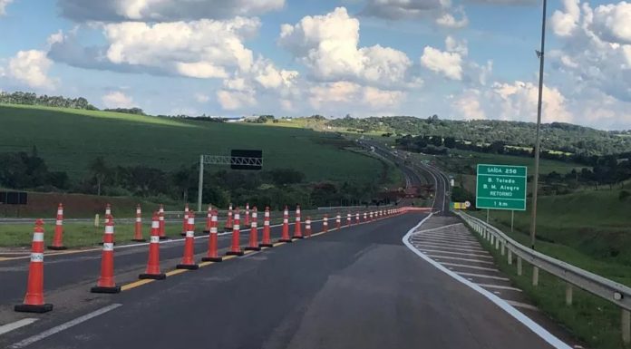 Botucatu: Rodovia Marechal Rondon, entre Botucatu e Bauru, será recapeada. Motoristas devem ter mais atenção no trecho
