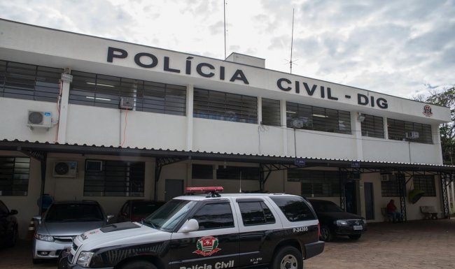 Botucatu: Homem é preso por tentativa de homicídio na Cohab I; vítima baleada também foi presa por tráfico de drogas