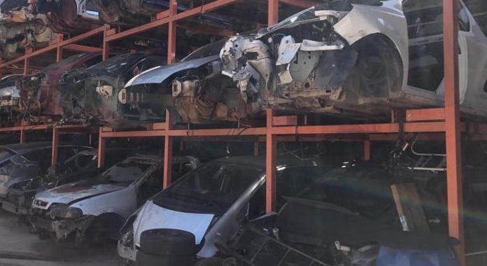 Botucatu: Detran-SP fecha local onde funcionava desmanche clandestino
