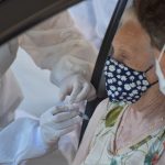 Botucatu: 5ª dose da vacina contra Covid está liberada para idosos acima de 75 anos. Cidade terá Drive-Thru de vacinação no Sábado