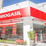 Drogasil abre vagas de trabalho para diversas cidades, incluindo Botucatu; confira os locais e as opções disponíveis