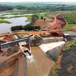 Botucatu: Escada hidráulica da Barragem do Rio Pardo está pronta e a água já está passando pelas galerias onde estarão as comportas