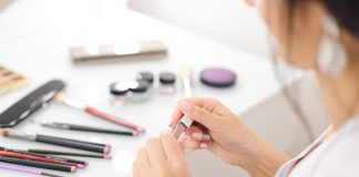 Autocuidado e ingredientes naturais sintéticos são tendências em cosméticos