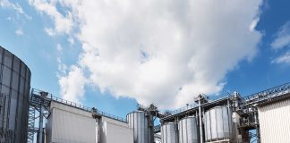 Produção industrial segue abaixo do nível pré-pandemia com previsão de melhora Produção industrial segue abaixo do nível pré-pandemia com previsão de melhora