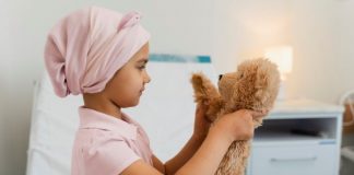 Câncer é a doença que mais mata crianças no Brasil Câncer é a doença que mais mata crianças no Brasil