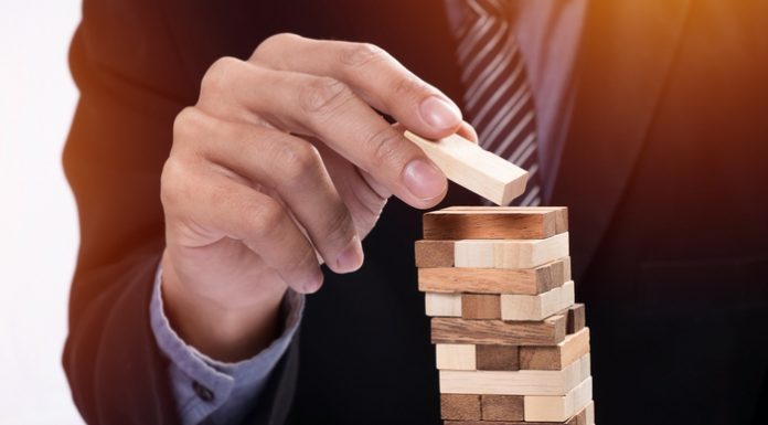 Estudo aponta 10 desafios que as empresas devem enfrentar para crescer Estudo aponta 10 desafios que as empresas devem enfrentar para crescer