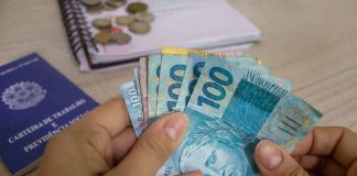 FGTS: Ministro do Trabalho propõe fim do saque-aniversário FGTS: Ministro do Trabalho propõe fim do saque-aniversário