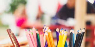 Extensas listas de material escolar ampliam discussão sobre reaproveitamento Extensas listas de material escolar ampliam discussão sobre reaproveitamento