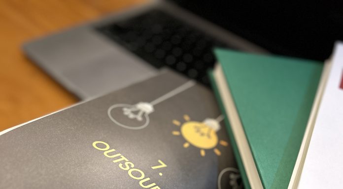 Livro aborda o Outsourcing como ferramenta da gestão Livro aborda o Outsourcing como ferramenta da gestão