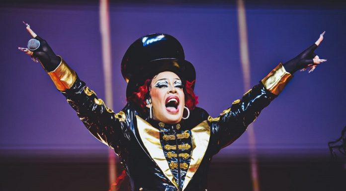 Gloria Groove volta a Fortaleza para show no SANA 2023