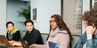 Igualdade de gênero vem ganhando espaço no setor bancário Igualdade de gênero vem ganhando espaço no setor bancário