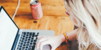 Organização social oferece projetos de tecnologia gratuitos para estudantes Organização social oferece projetos de tecnologia gratuitos para estudantes