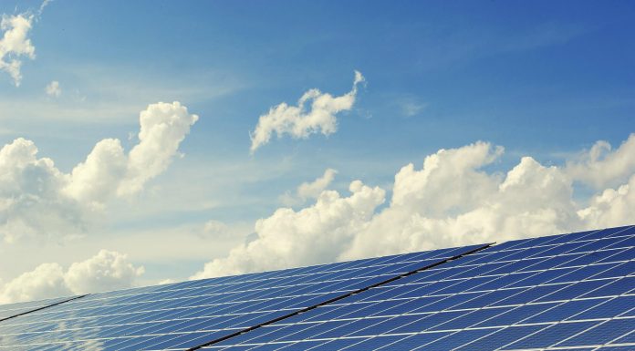 Uso de energia solar é essencial ao meio ambiente Uso de energia solar é essencial ao meio ambiente