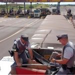 Motorista de caminhão é preso em Botucatu com meia tonelada de cocaína