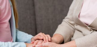 Empresas de venda direta desenvolvem projetos para mulheres vítimas de violência