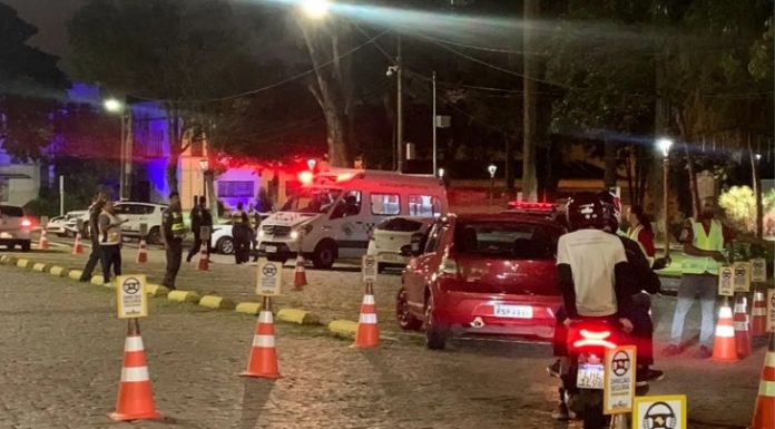 Botucatu: PM faz balanço da Operação Direção Segura; 12 autuações por recusa do teste do bafômetro e motorista com habilitação vencida