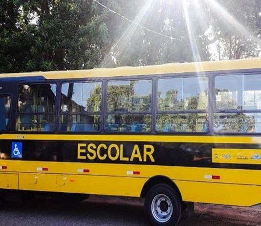 Pardinho: Motorista e monitora que esqueceram criança autista em ônibus são afastados. Foi a 2ª vez que esqueceram uma criança