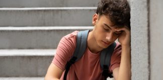 Mascaramento no TEA: o que é, quais os perigos e como lidar?