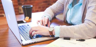 IA e cursos online revolucionam a educação global IA e cursos online revolucionam a educação global