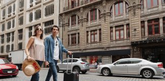 Pesquisas apontam contrastes entre Brasil e EUA nas projeções do turismo