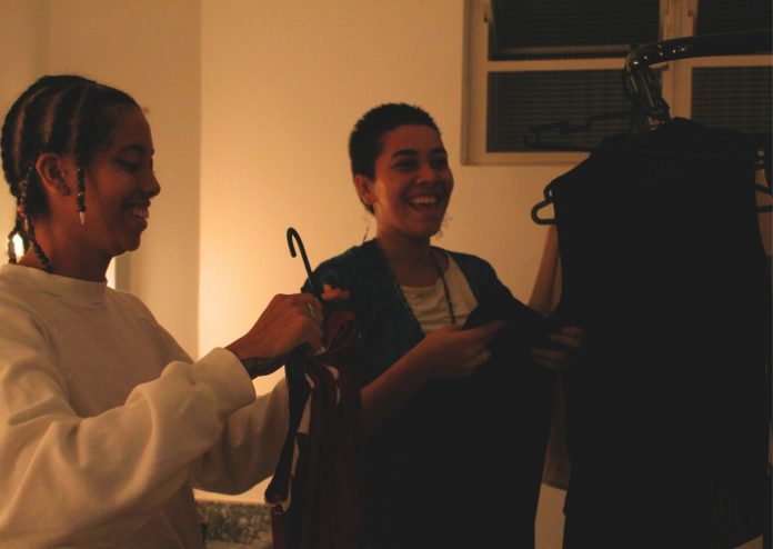 Coletivo A Arte Liberta convida Panapaná011 e empreendedores locais Coletivo A Arte Liberta convida Panapaná011 e empreendedores locais