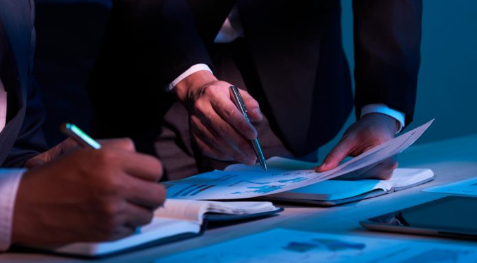 Empresas diminuem em até 17,5% os encargos sobre a folha Empresas diminuem em até 17,5% os encargos sobre a folha