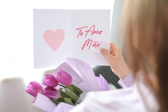 Cerca de 92% dos brasileiros pretendem comprar presente para o Dia das Mães Cerca de 92% dos brasileiros pretendem comprar presente para o Dia das Mães