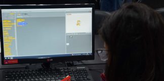 Estudantes de escolas públicas de BH participam do Dia Mundial do Scratch Estudantes de escolas públicas de BH participam do Dia Mundial do Scratch