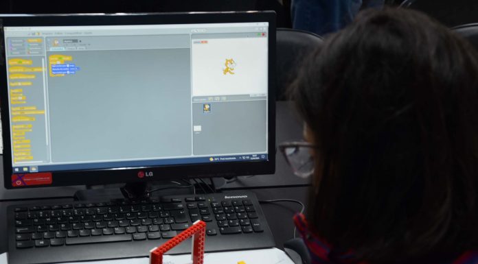 Estudantes de escolas públicas de BH participam do Dia Mundial do Scratch