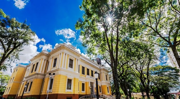 Botucatu: Prefeito pede voto para Botucatu no Prêmio Top Destinos