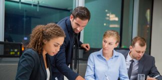 Pessoas com graduação ganham mais, aponta Instituto SEMESP